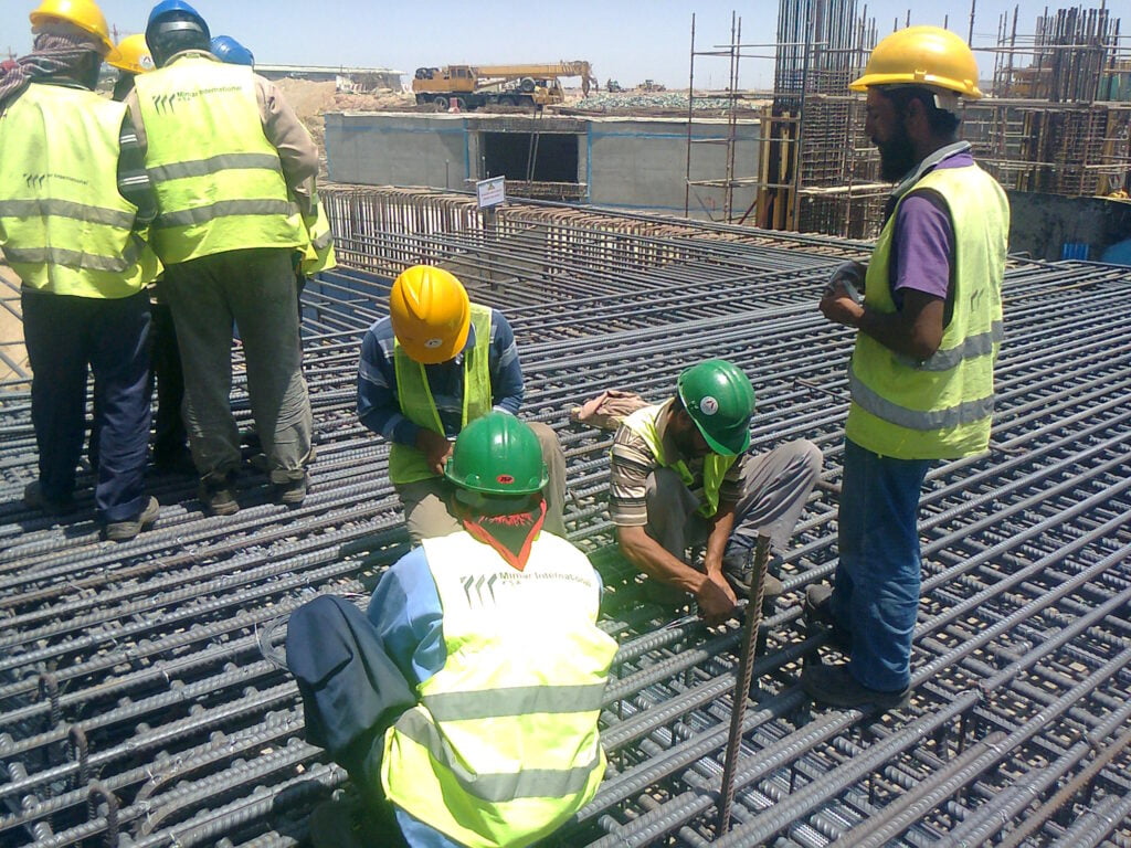 we are the top Construction Staffing supply organization in Saudi Araba aimed to link the construction and manufacturing companies to the skilled and unskilled workers they seek. Whether in Jeddah, Riyadh, the futuristic charm of NEOM, or elsewhere in the Kingdom,