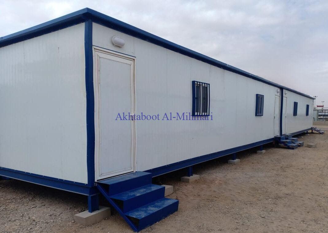Image of a high-quality, customized modular cabin: A modern modular cabin with a clean and professional design, featuring customizable options to suit specific project needs.